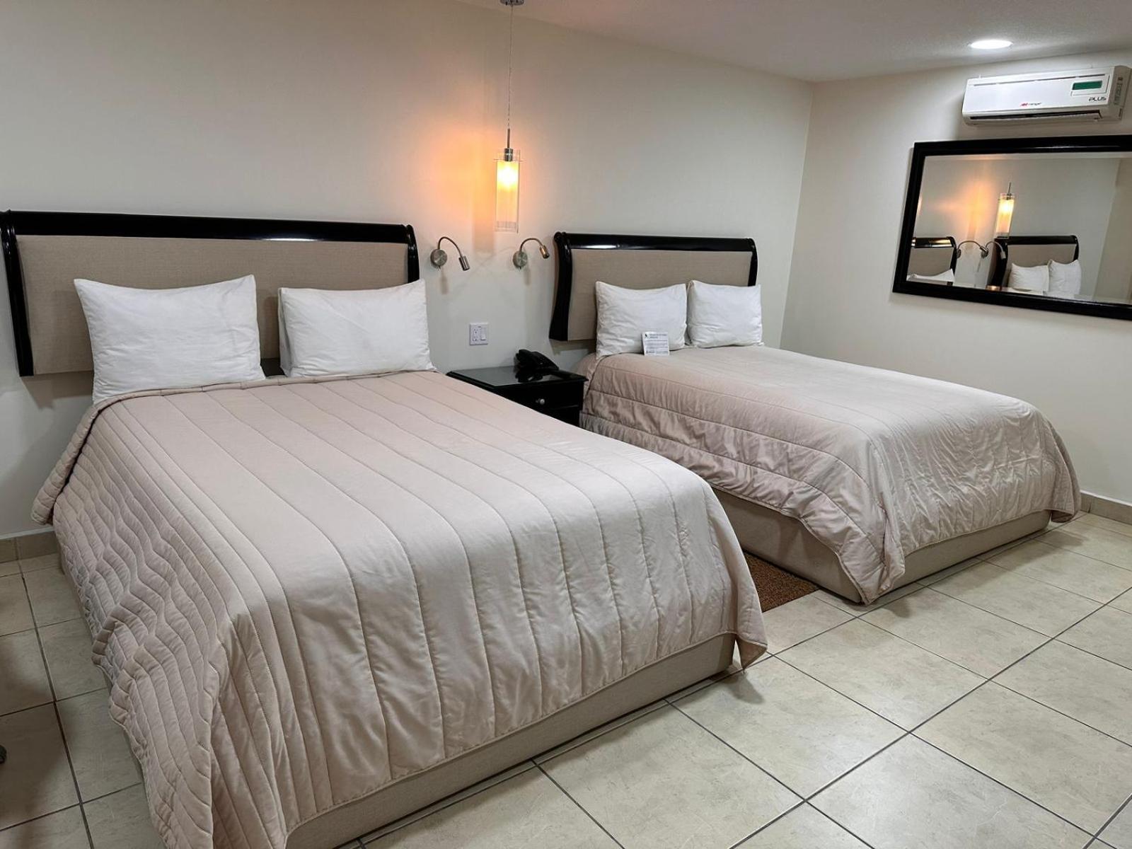 Baja Hotel 4*
