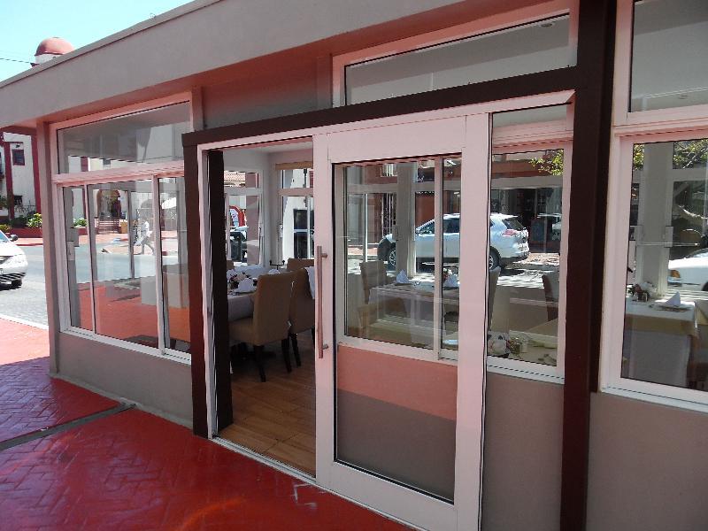Baja Hotel